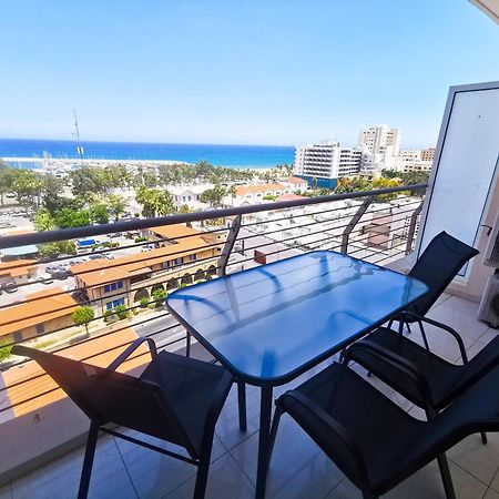 Paradise Palms Seaview Apartment Larnaca Esterno foto