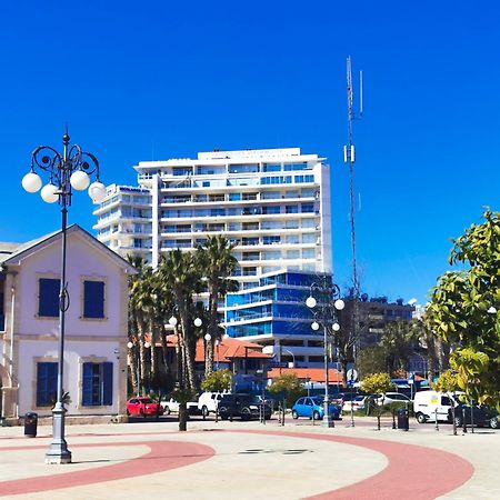 Paradise Palms Seaview Apartment Larnaca Esterno foto
